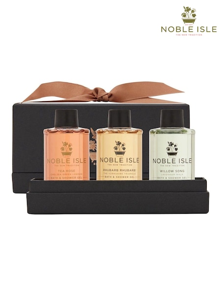 Noble Isle Fresh & Clean Bath & Shower Trio Gift Set (AE4529) | £24