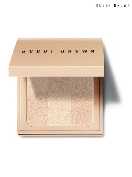 Bobbi Brown Illuminating Nude Finish Powder (AF1295) | £48