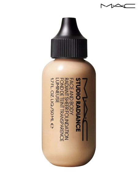 MAC Studio Radiance Face and Body Radiant Sheer Foundation (AF1900) | £0