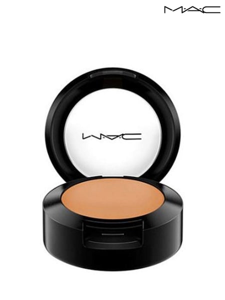 MAC Studio Finish Spf 35 Concealer (AF8789) | £25