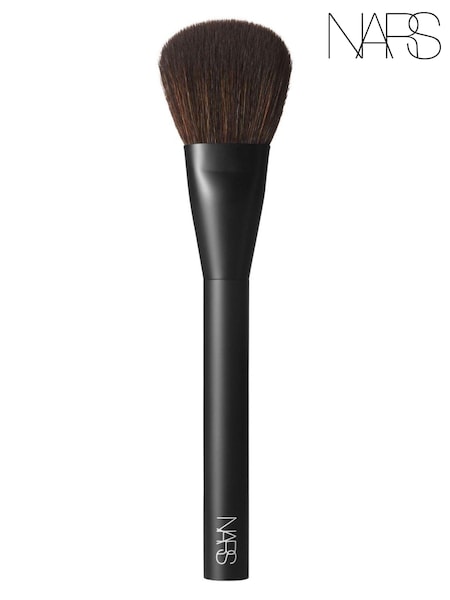 NARS #16 Blush Brush (AF8793) | £35