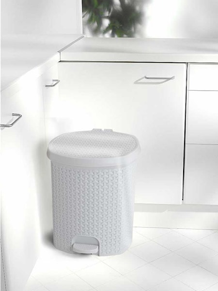 Keeper Nordic White Tjark Ratan Effect Pedal Dustbin 21 Litre (AG4501) | £43