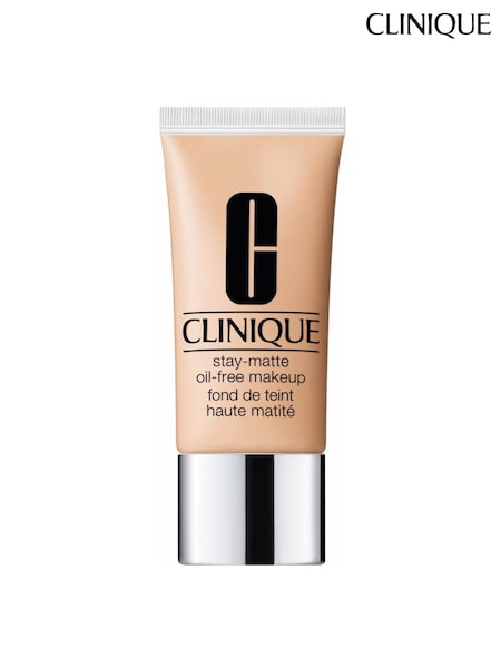 Clinique Stay Matte Oil Free Makeup (AG6537) | £30