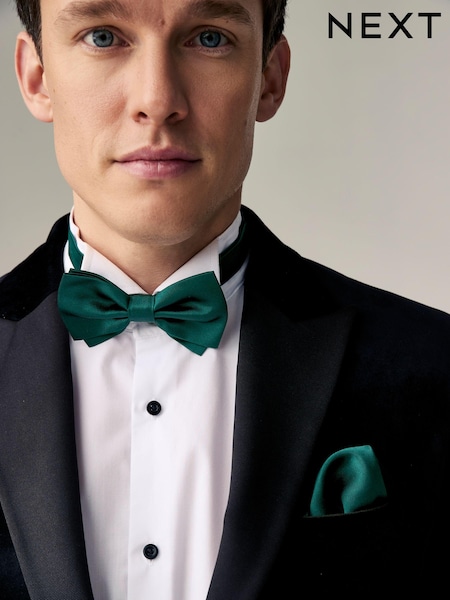 Forest Green Silk Bow Tie With Pocket Square (AH1197) | £28