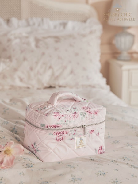 Shabby Chic Pink Washbag (AH1270) | £28