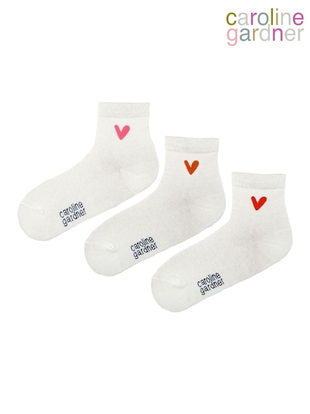Caroline Gardner White Shorter Length Crew Socks with Signature Heart 3 pack (AH6493) | £14
