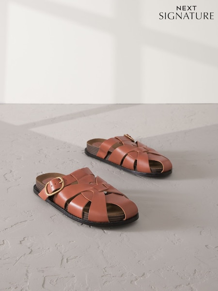 Tan Brown Signature Premium Leather Round Weave Buckle Footbed Shoes (AJ1493) | £58