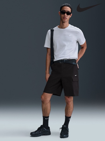 Nike Light Grey Club T-Shirt (AJ1808) | £23