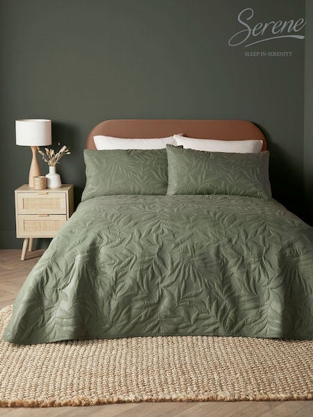 Serene Dark Green Luana Quilted Bedspread (AJ9458) | £40