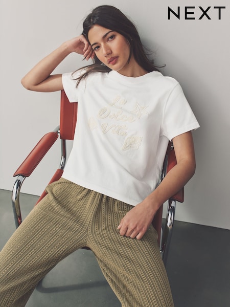 White 100% Cotton Beaded Graphic Embellished T-Shirt (AJ9902) | £26