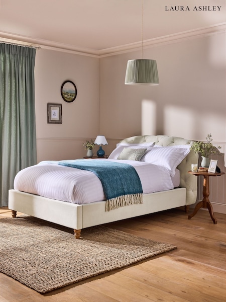 Laura Ashley Baron Chenille Oyster Braybrooke Bed (AK0220) | £650 - £750