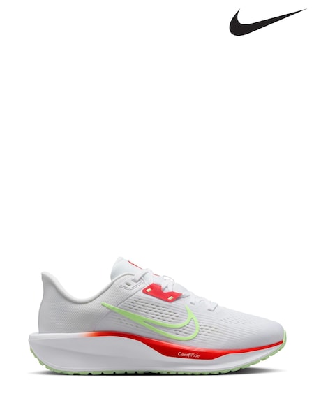 Nike White Quest 6 Road Running Trainers (AK1258) | £75