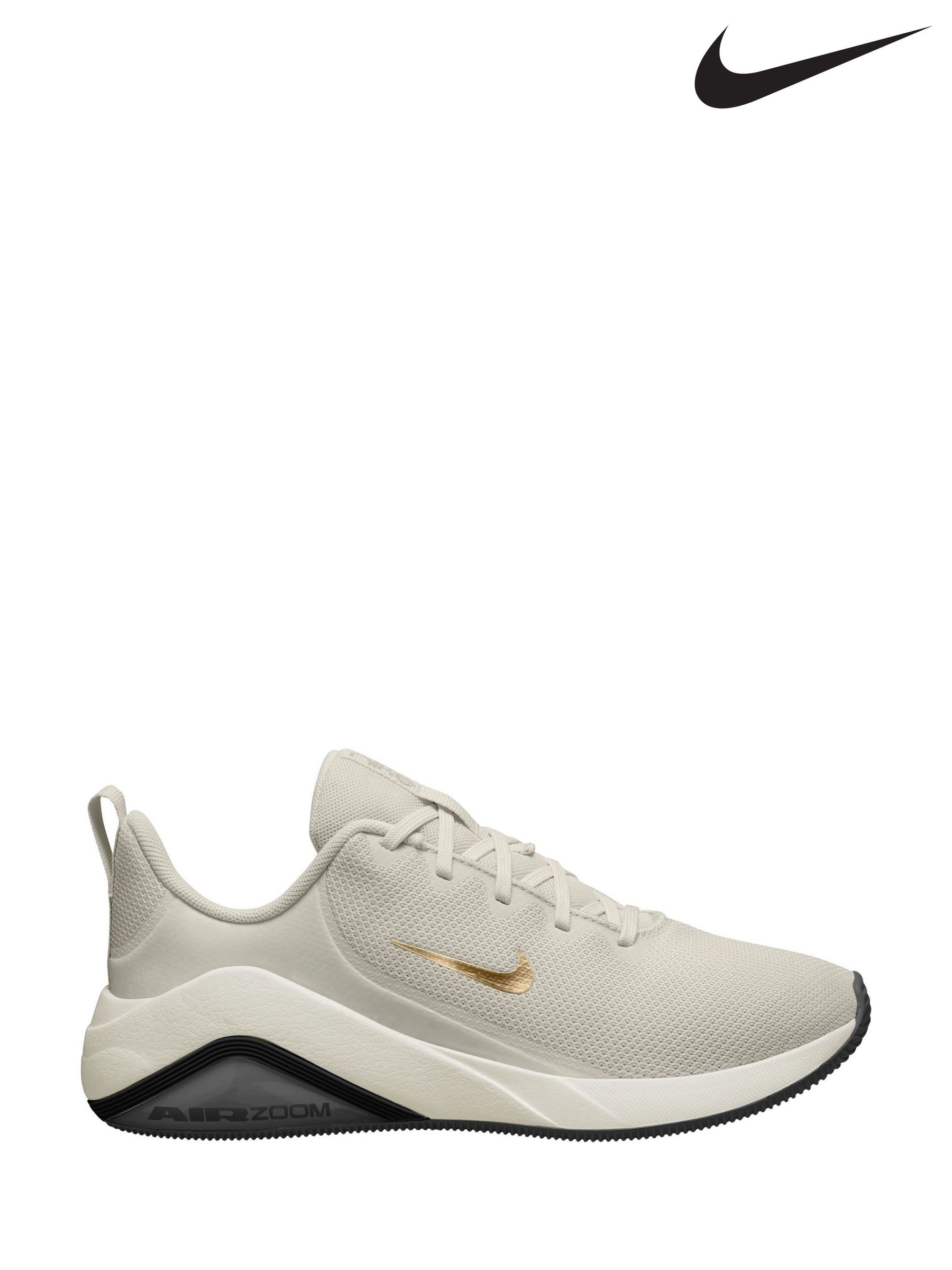 nike air chunky trainers