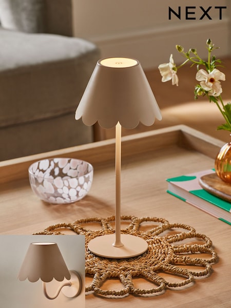 Pink Daisy Rechargeable Wall and Table Lamp (AK2385) | £45