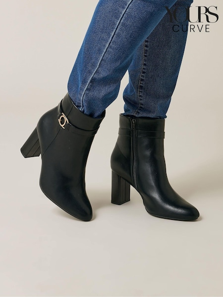 Yours Curve Black Extra Wide Fit Trim Detail Block Ankle Boots (AK4247) | £50