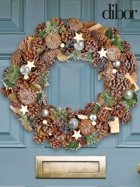 Dibor Brown Giant Wild Holly Wreath (AK5823) | £48