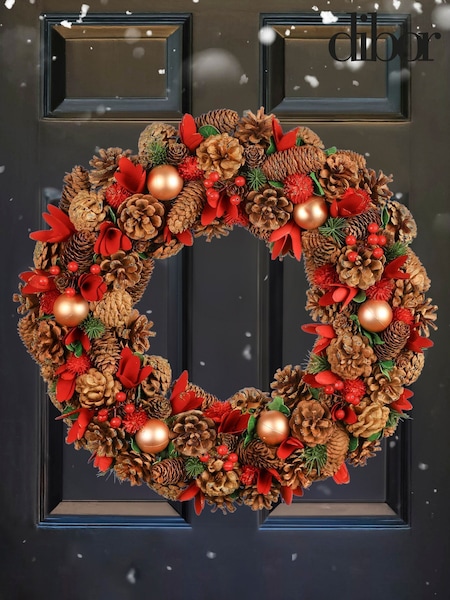 Dibor Brown Giant Canterbury Wreath (AK6000) | £48