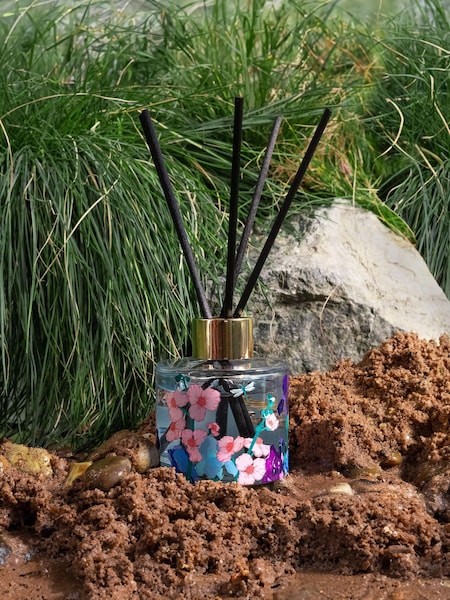 Lower Lodge British Nature Rose & Sweet Violet 115ml Diffuser (AK6275) | £30