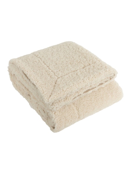 Yard Natural Olann Shearling Fleece Throw (AK6694) | £40