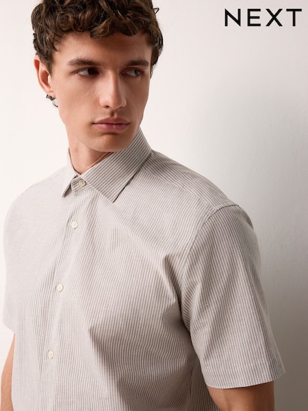 Neutral Brown Stripe Regular Fit Cotton Blend Short Sleeve Cutaway Collar Shirt (AL0346) | £34