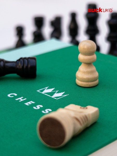 Suck UK Green Chess In A Book Board Game (AL0562) | £35