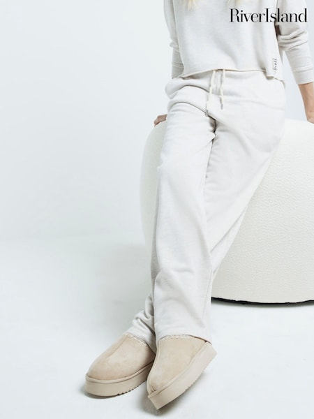 River Island Nude Faux Fur Lined Platform Slippers (AL3111) | £36