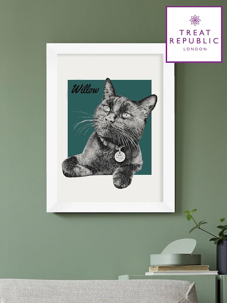 Personalised Pet by Treat Republic (AL7608) | £70