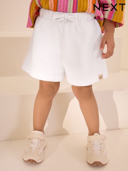White Shorts (3mths-7yrs) (AM2670) | £5.50 - £7.50