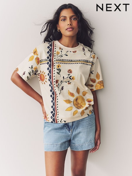 Ecru White Sunflower Floral Placement Print Short Sleeve Crew Neck 100% Cotton T-Shirt (AM2952) | £12