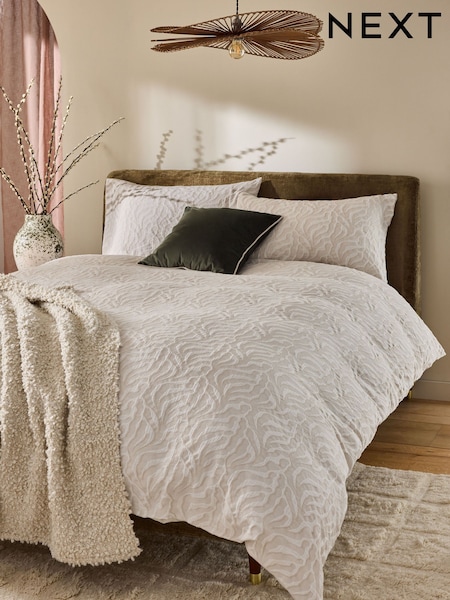 Natural Leaf Print Jacquard (AM3884) | £60 - £90