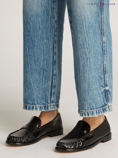 Tommy Hilfiger Black Leather Loafers (AM4858) | £150