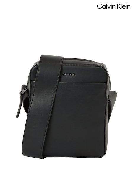 Calvin Klein Black Reporter Bag (AM5495) | £90