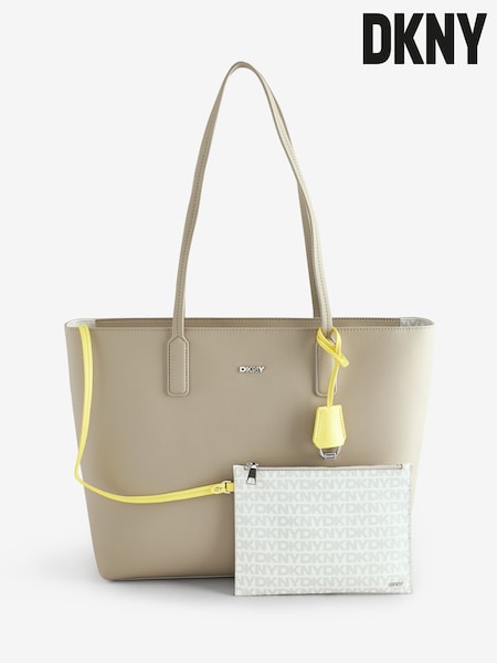 DKNY Saige Brown Tote Bag (AM5709) | £145