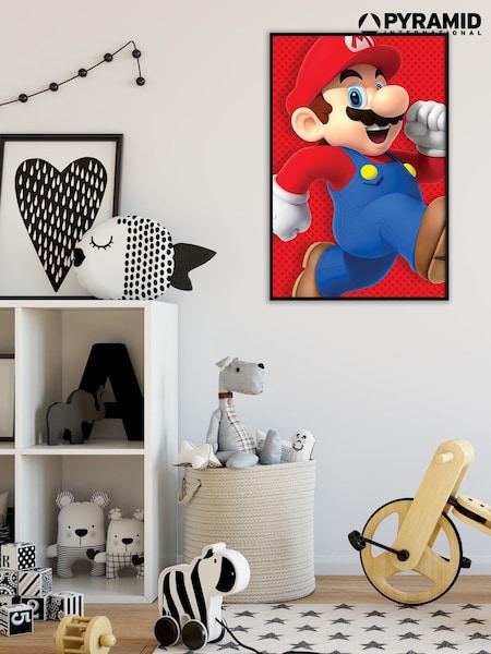 Pyramid International Red Super Mario Framed Framed Maxi Poster (AM7527) | £30