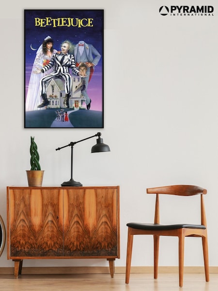 Pyramid International Blue Beetlejuice Recently Deceased Framed Maxi Poster (AM7536) | £30
