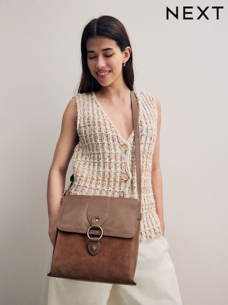 Tan Brown Leather Messenger Bag (AN2084) | £38
