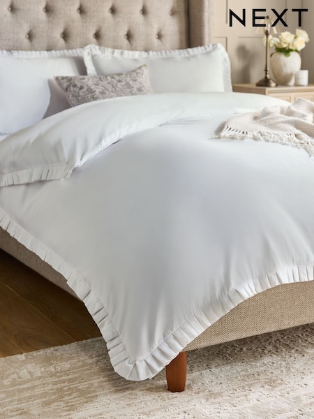 White 200 Thread Count Box Pleat Duvet Cover And Pillowcase Set (AN2507) | £60 - £95