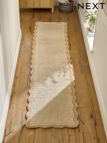 Light Natural Soft Scallop Washable Runner (AN3537) | £50 - £70