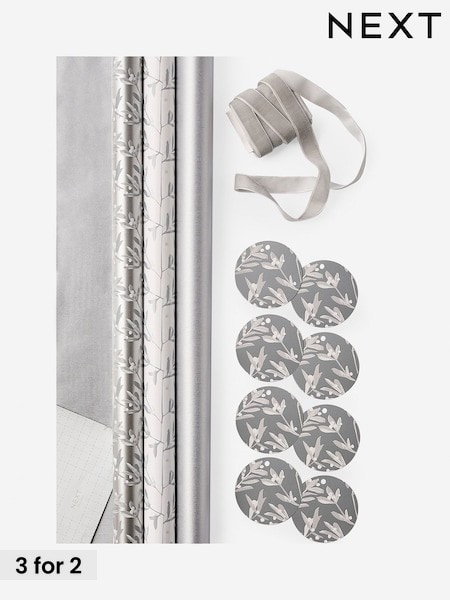 Silver Berries Luxury Set of 3, 3m Christmas Wrapping Papers (AN4496) | £9