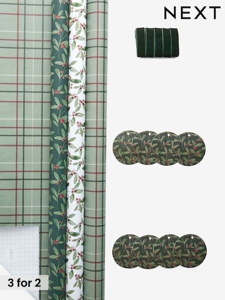 Green Berries Luxury Set of 3, 3m Christmas Wrapping Papers (AN4497) | £9