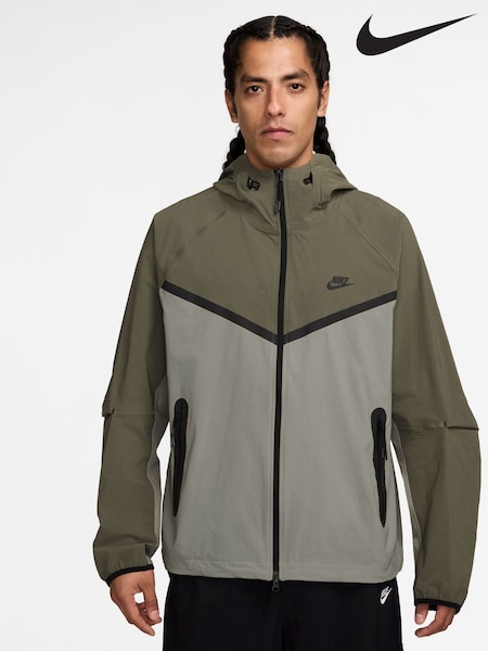 Nike Green Tech Woven Jacket (AP2214) | £110