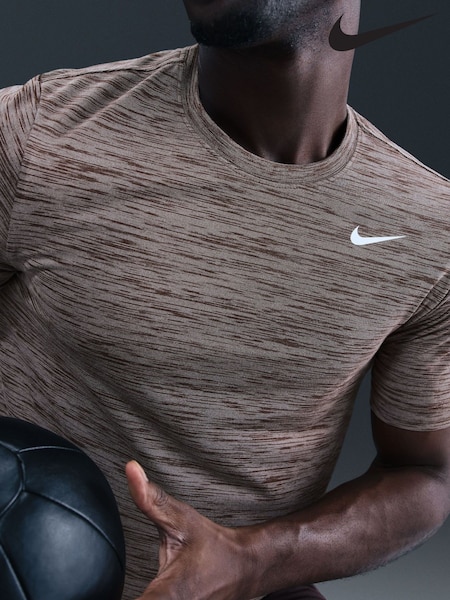 Nike Brown Dri-Fit Training T-Shirt (AP3048) | £28