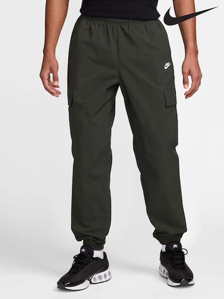 Nike Dark Brown Club Woven Cargo Joggers (AP3119) | £60