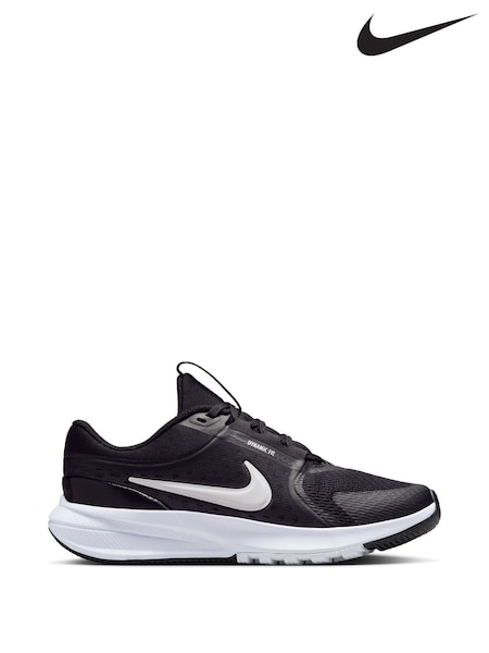 Nike Black/White Youth Star Runner 5 Trainers (AP3400) | £43