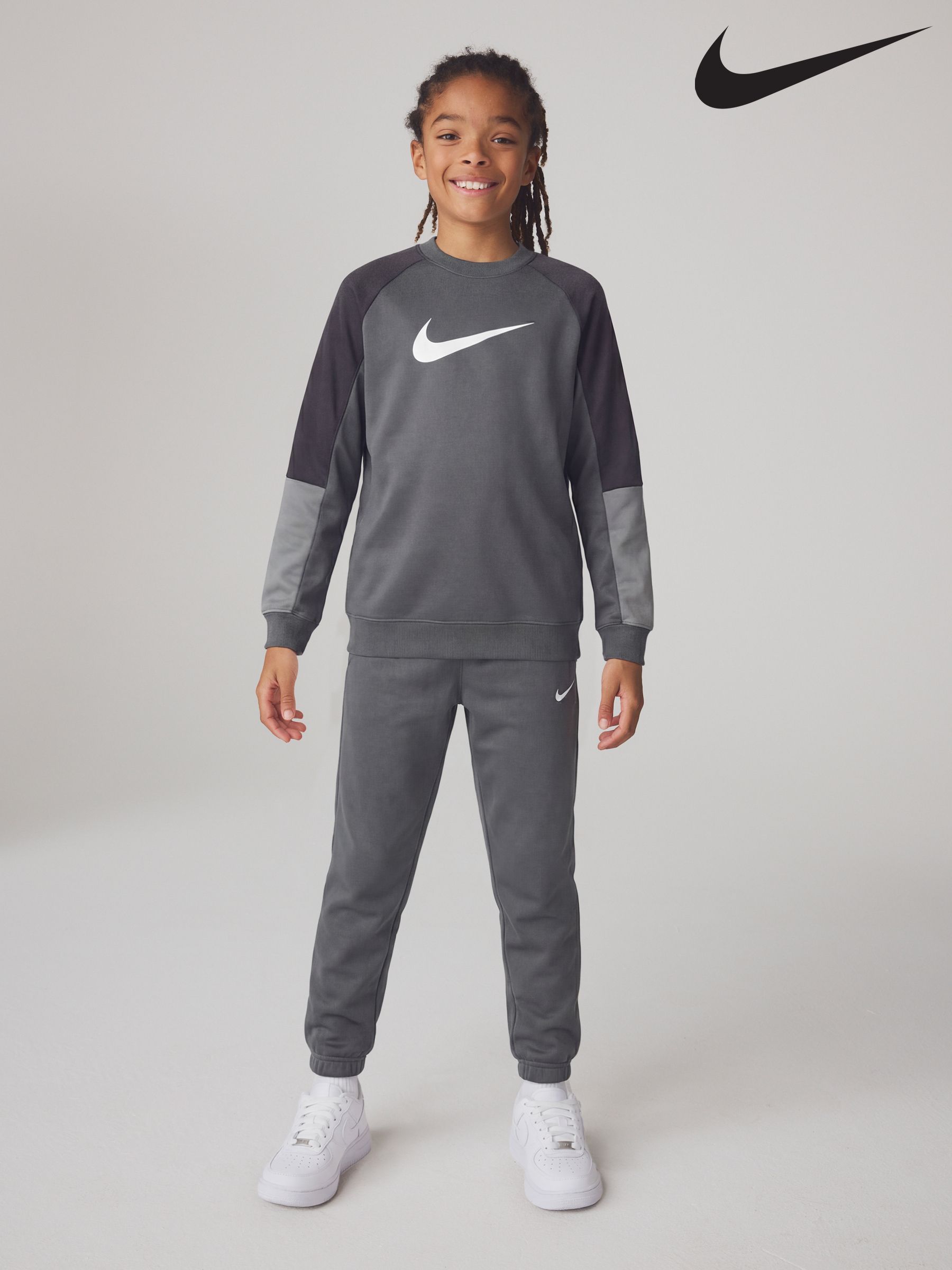 youth grey nike sweatpants