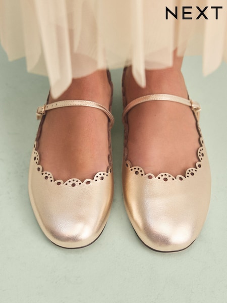 Gold Tabitha Simmons x Next Elfie Leather Scalloped Mary Jane Shoes (AR2657) | £68