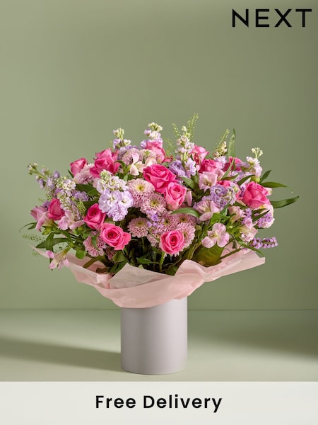 Pink XL Rose and Alstroemeria Fresh Flower Bouquet in Hatbox (AR2668) | £75