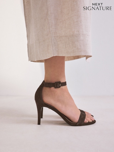 Chocolate Brown Signature Premium Leather Round Toe Buckle Detail Mid Simple Sandals (AR7032) | £60