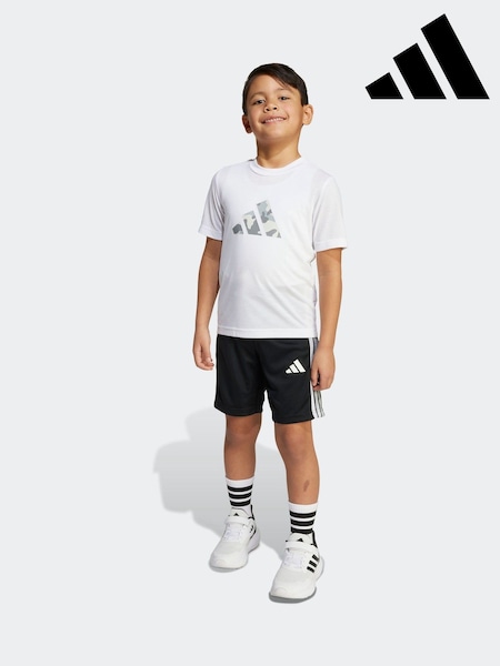 adidas White Off Train Essentials Camo Logo Infant Kids T-Shirt and Shorts Set (AR7967) | £25