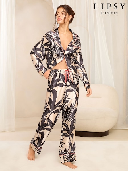 Lipsy Black/Ecru Relaxed Long Sleeve Printed Satin Pyjama Set (AT9739) | £45